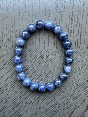 Iolite bracelet 9mm SIZE 6.75’